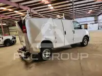 2024 Chevrolet Express фото