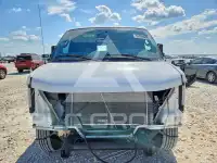 2024 Chevrolet Express фото
