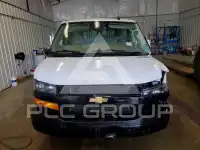 2024 Chevrolet Express фото