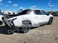 2024 Chevrolet Silverado photo
