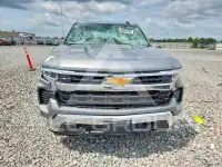 2024 Chevrolet Silverado photo