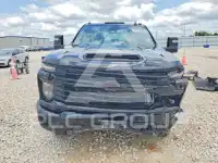 2024 Chevrolet Silverado photo