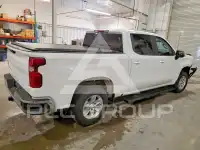 2024 Chevrolet Silverado photo
