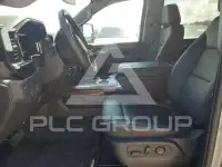 2024 Chevrolet Silverado photo