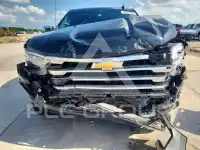 2024 Chevrolet Silverado фото