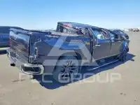 2024 Chevrolet Silverado photo
