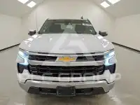 2024 Chevrolet Silverado photo