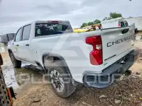 2024 Chevrolet Silverado фото