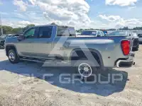 2024 Chevrolet Silverado photo