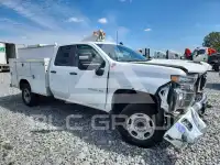 2024 Chevrolet Silverado photo