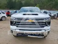 2024 Chevrolet Silverado photo