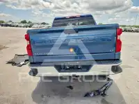 2024 Chevrolet Silverado photo
