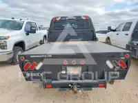 2024 Chevrolet Silverado photo