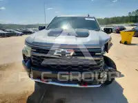 2024 Chevrolet Silverado photo