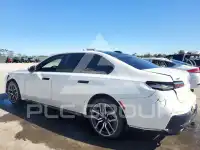 2024 BMW 760 фото