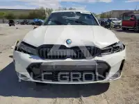 2024 BMW 330 photo