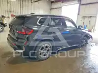 2024 BMW X1 фото