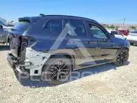 2024 BMW X3 фото