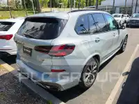 2024 BMW X5 фото