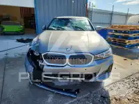 2024 BMW 330 фото