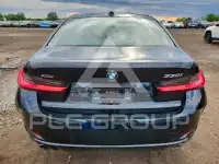 2024 BMW 330 photo