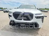 2024 BMW X7 фото