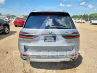 2024 BMW X7 фото