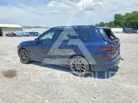 2024 BMW X7 фото