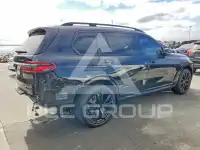 2024 BMW X7 фото