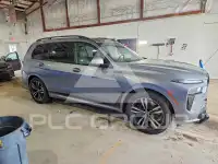 2024 BMW X7 фото