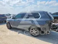 2024 BMW X7 фото