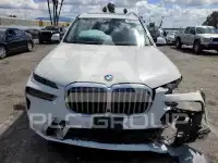 2024 BMW X7 фото