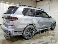 2024 BMW X7 фото