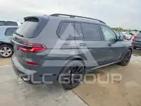 2024 BMW X7 фото