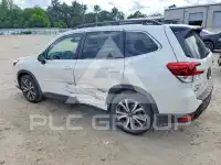 2024 Subaru Forester photo