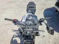 2024 Honda CB фото