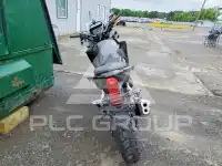 2024 Honda CB фото