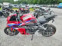 2024 Honda CBR фото