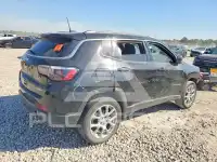 2024 Jeep COMPASS photo