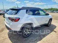 2024 Jeep COMPASS фото