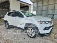 2024 Jeep COMPASS photo
