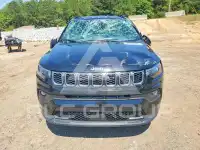 2024 Jeep COMPASS photo