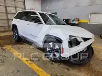2024 Jeep CHEROKEE photo