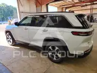 2024 Jeep CHEROKEE photo