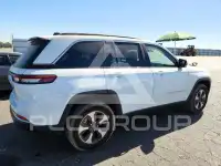 2024 Jeep CHEROKEE photo