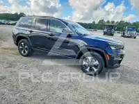 2024 Jeep CHEROKEE photo