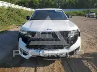 2024 Jeep CHEROKEE photo