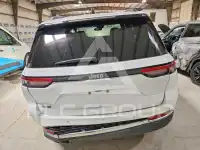 2024 Jeep CHEROKEE photo