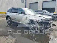 2024 Jeep CHEROKEE photo