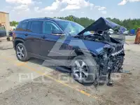 2024 Jeep CHEROKEE photo